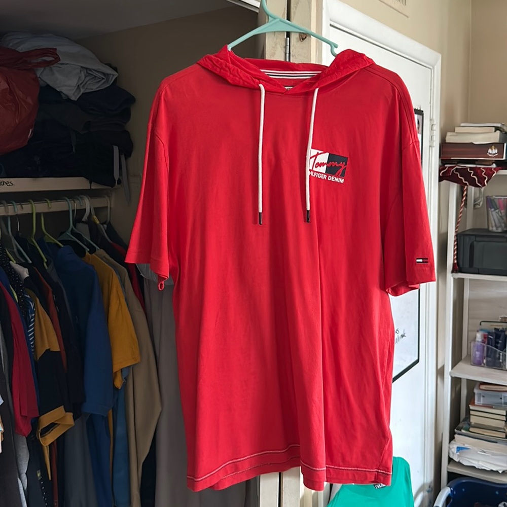 Tommy Hilfiger shortsleeves shirt with hood small